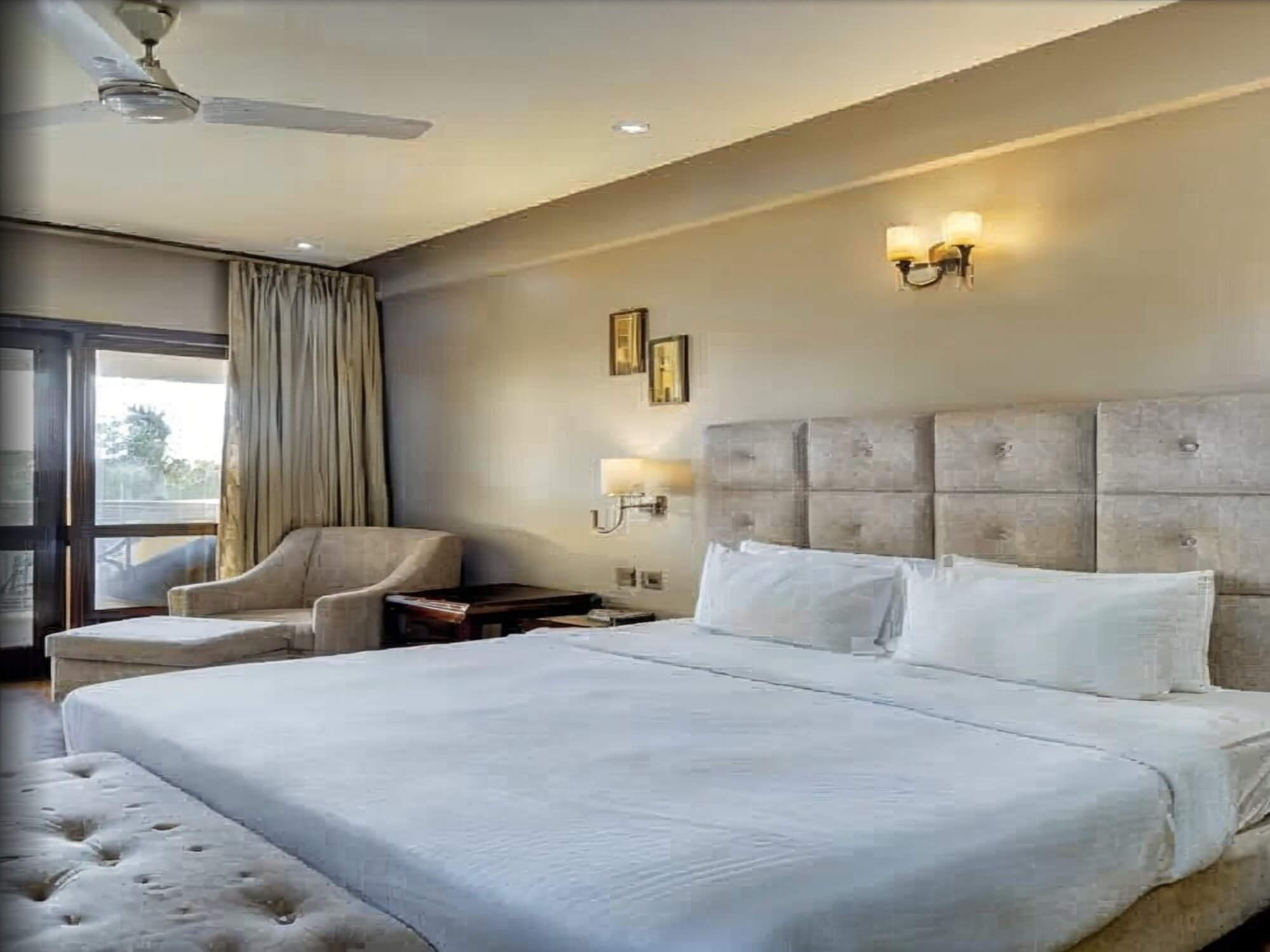 Grand Premium Room